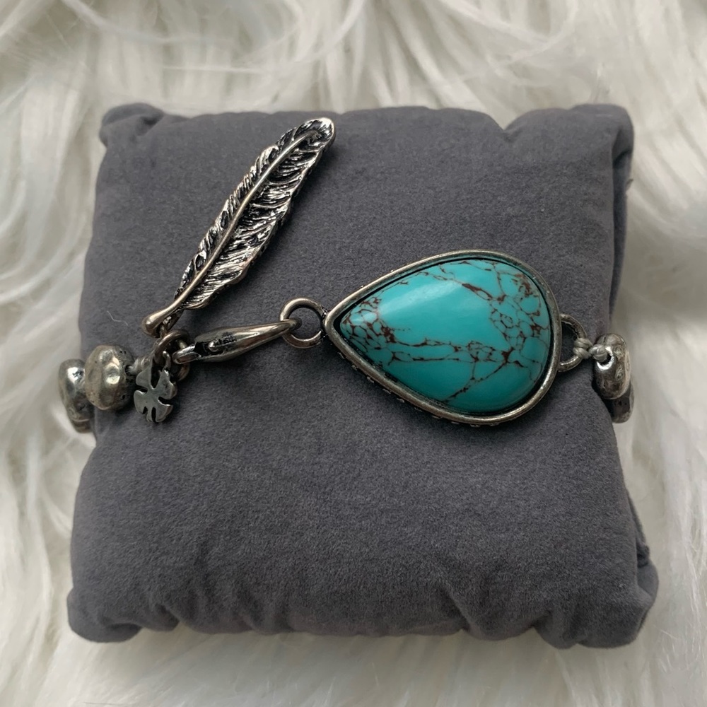 Lucky Brand Faux Turquoise Feather Dangle Southwestern Style Bracelet